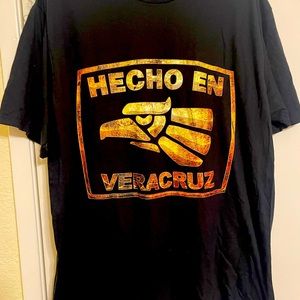 New black tshirt size XL